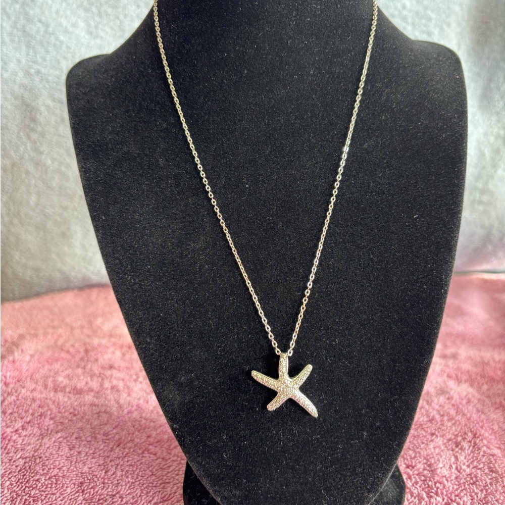Silver Starfish Pendant Necklace